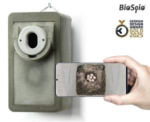 VARIKA Cam 45 x 30 - Nistkasten mit WLAN Kamera aus Holzbeton 